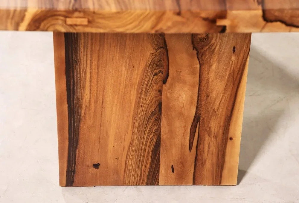 Andre Desk