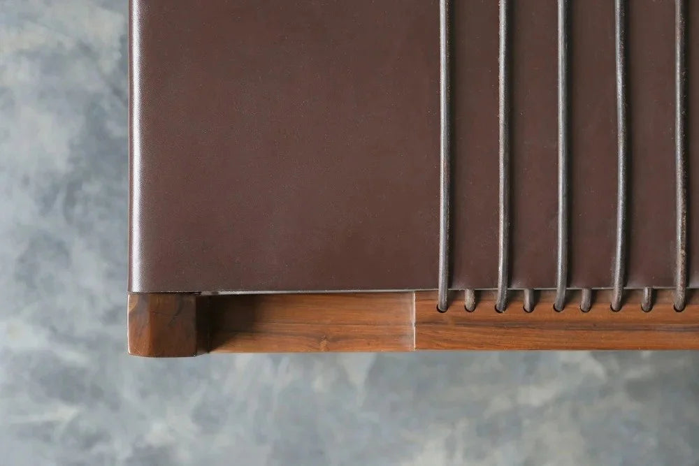 Luzio Stool