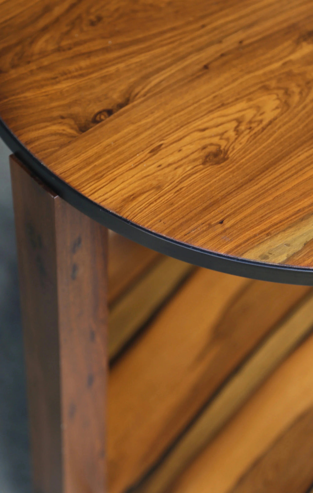 Ottavia Table
