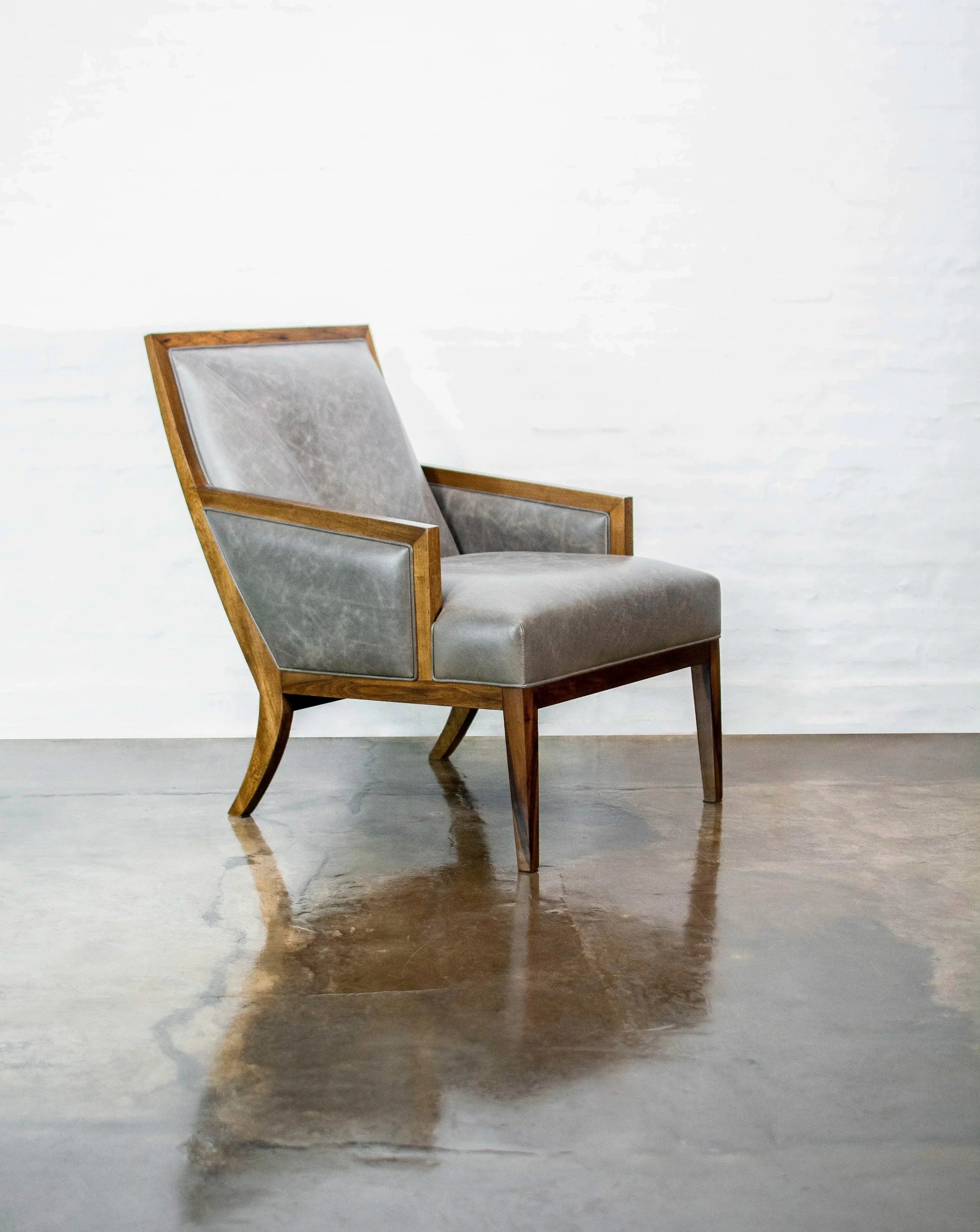 Belgrano Lounge Chair