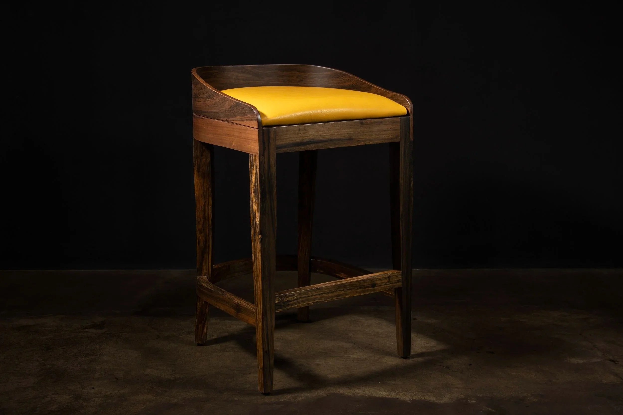 Pia Stool
