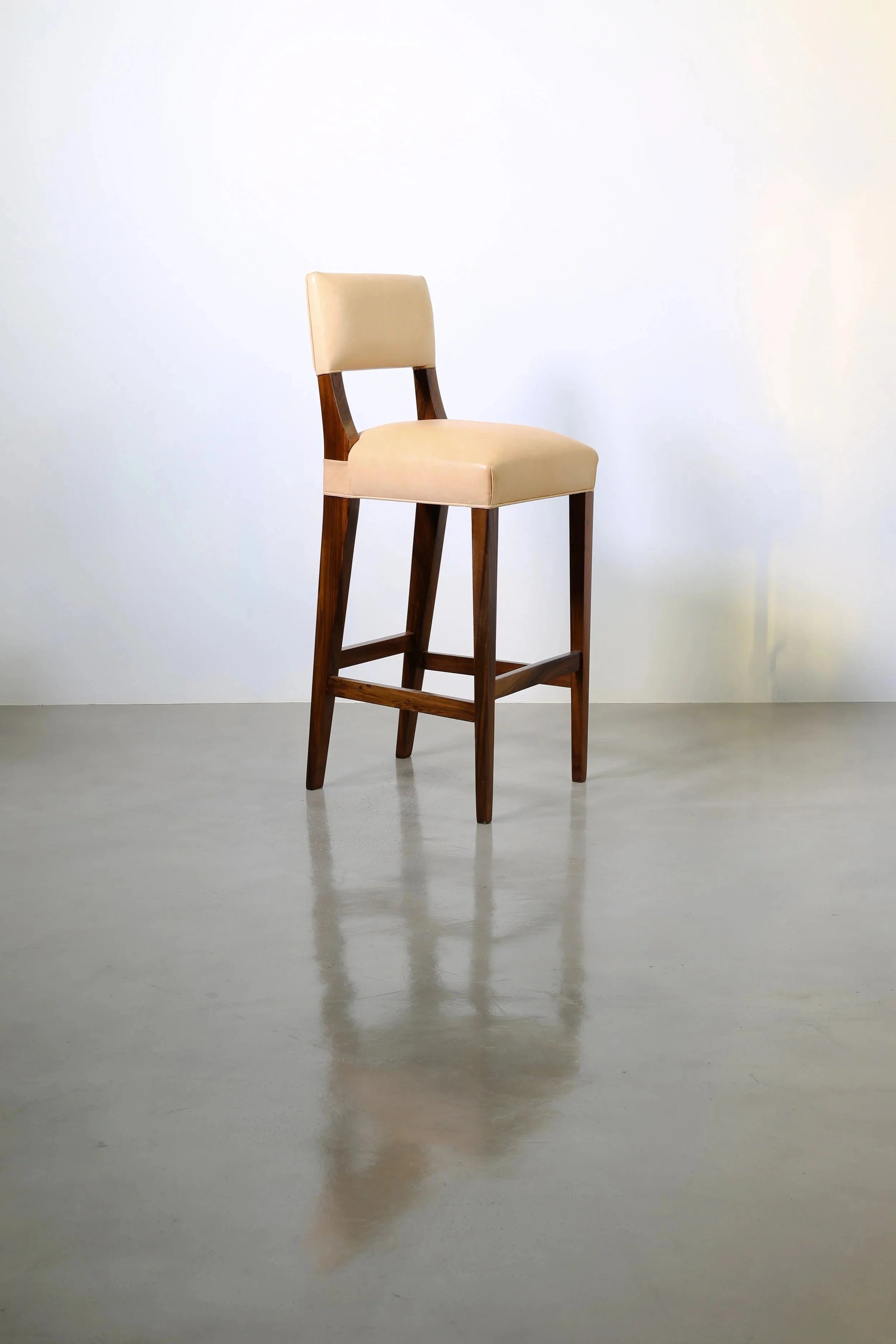 Bruno Stool