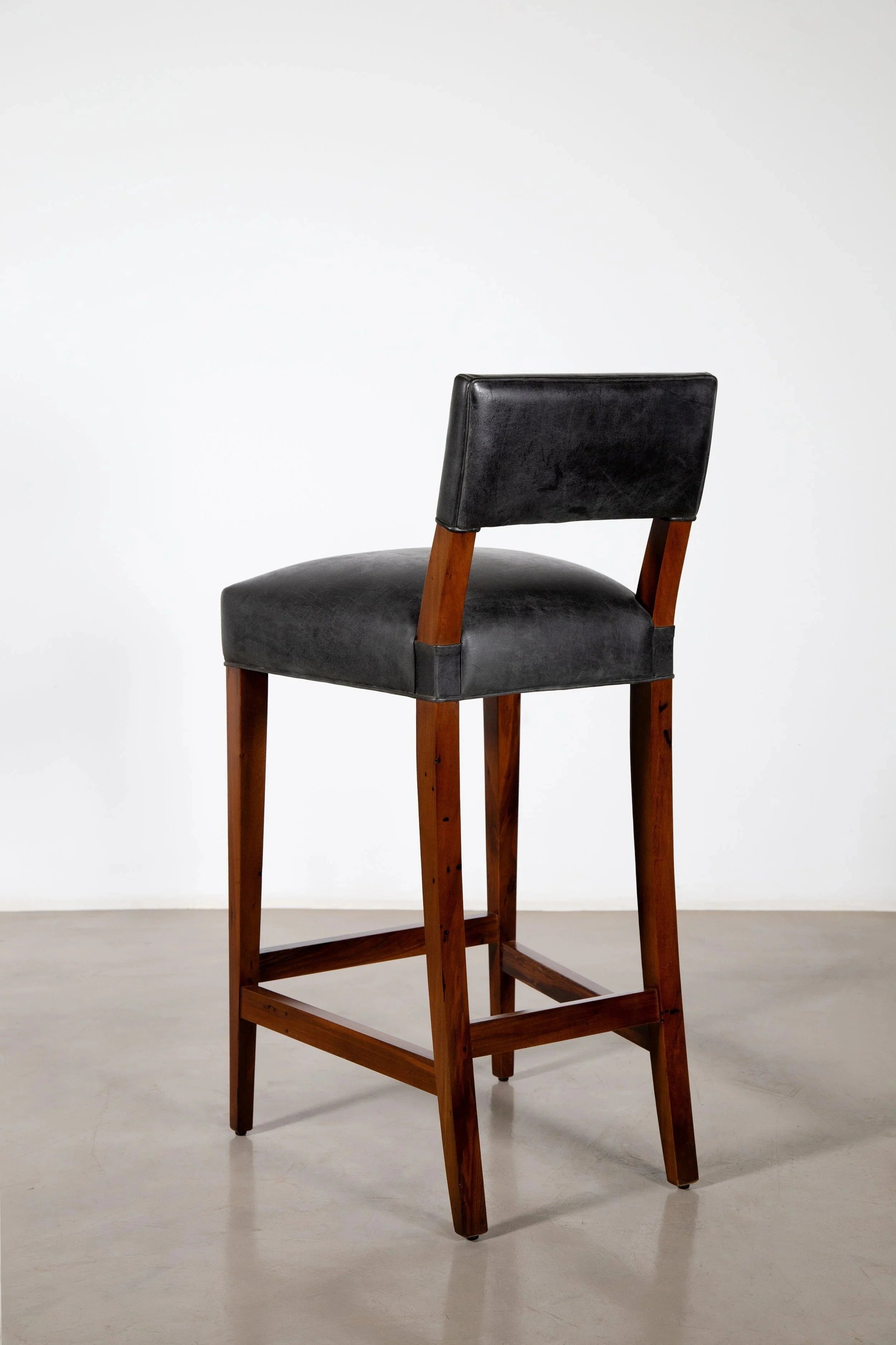 Neto Stool