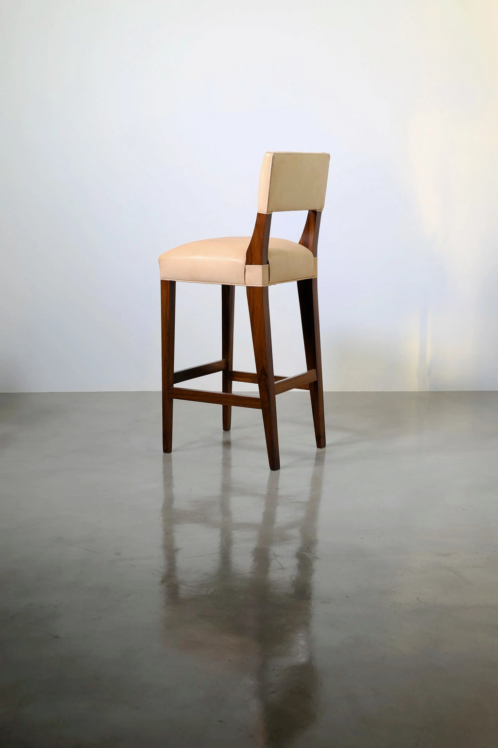 Bruno Stool