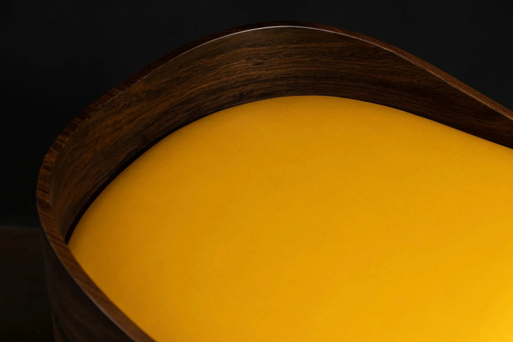 Pia Stool