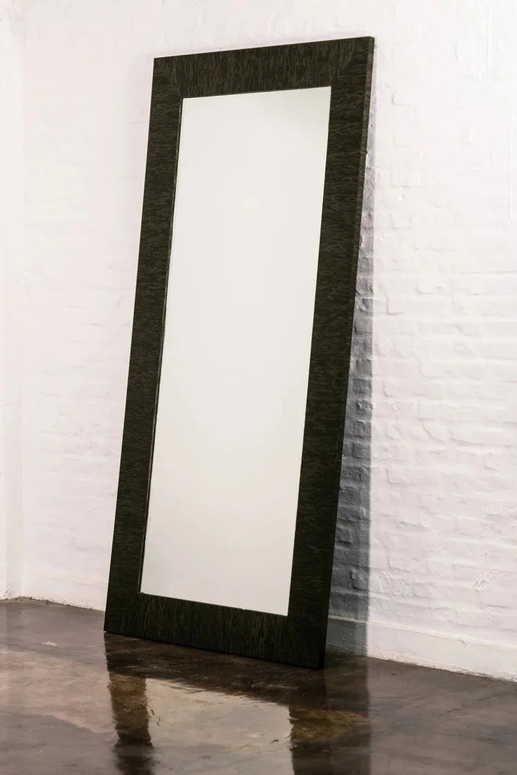 Desdemona Mirror