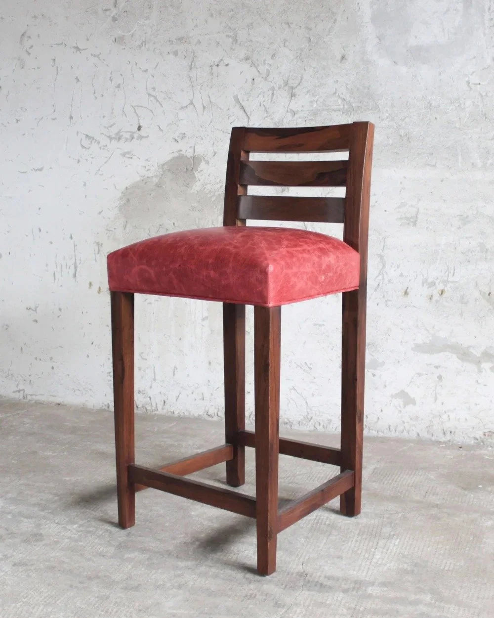 Renzo Stool