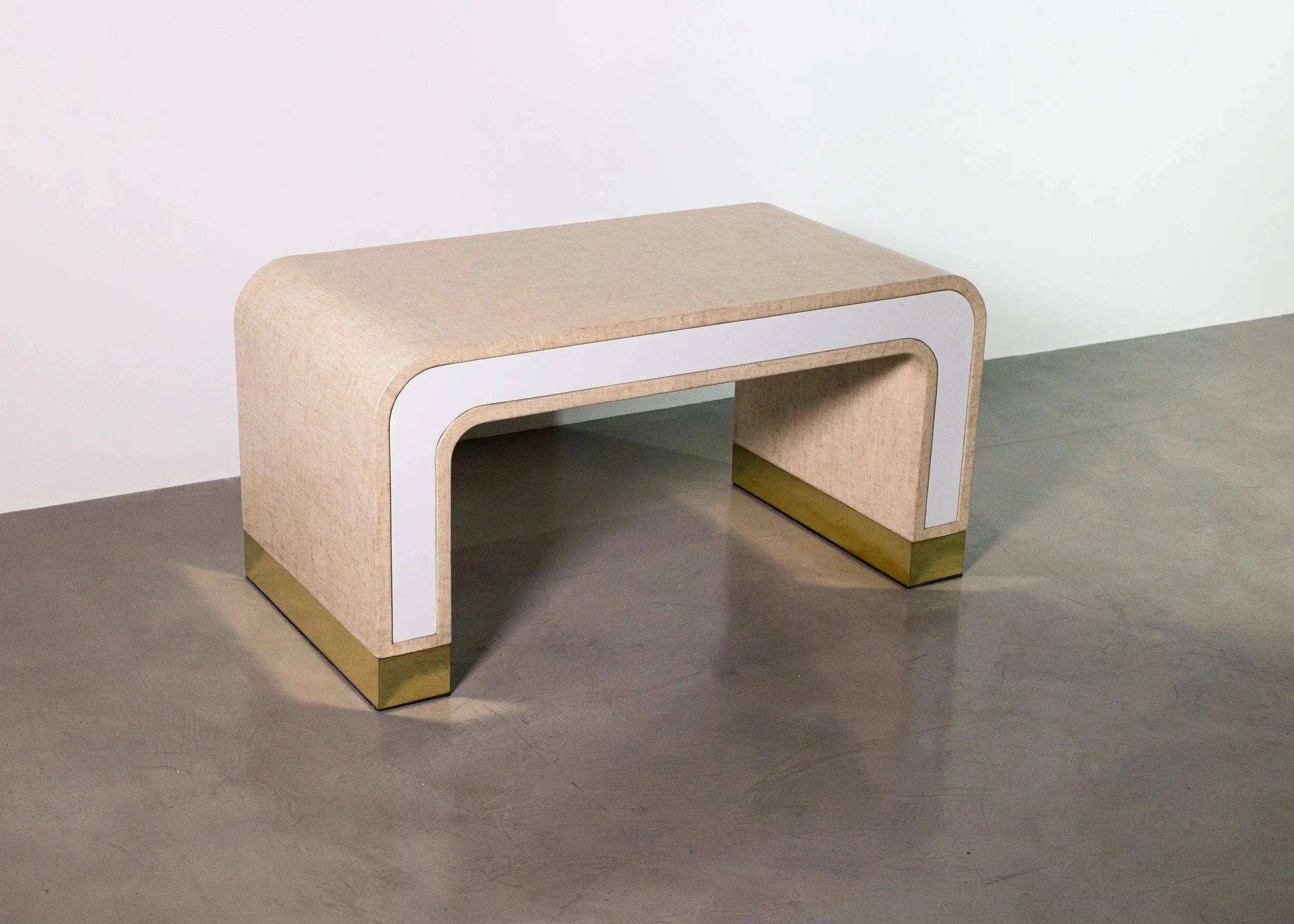 Cascata Table