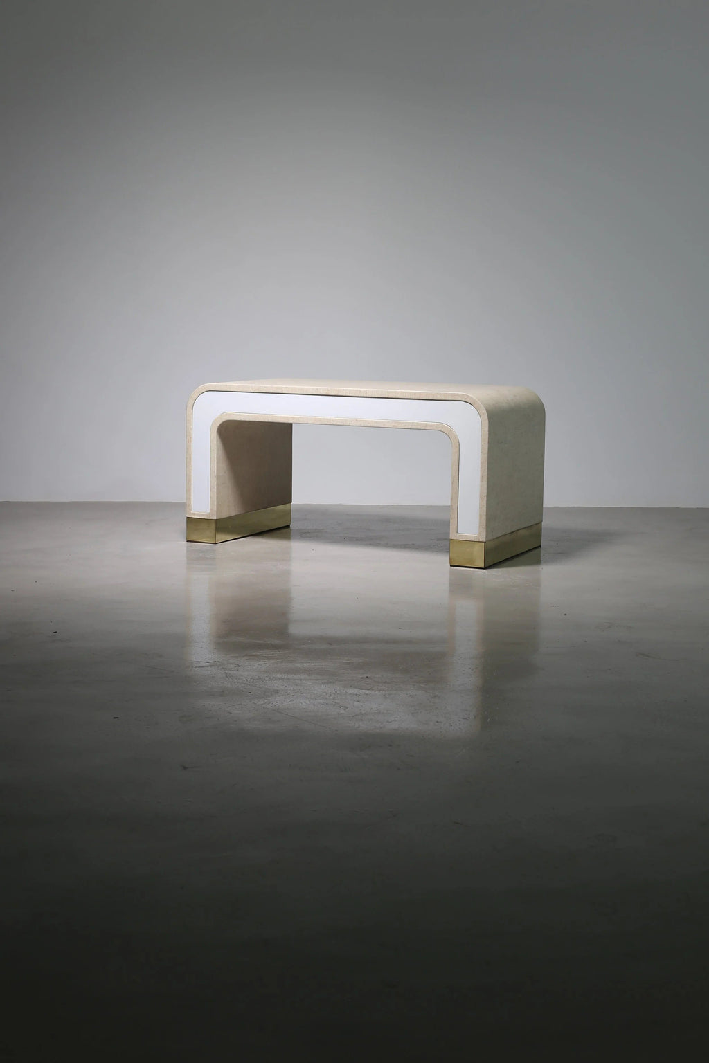 Cascata Table