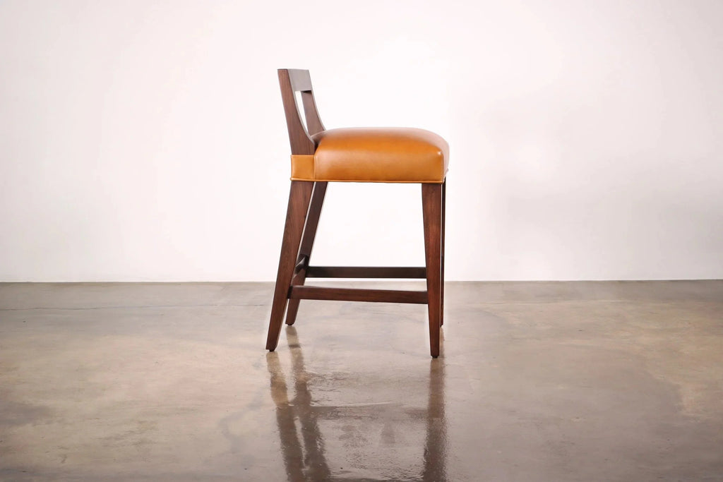 Ecco Stool