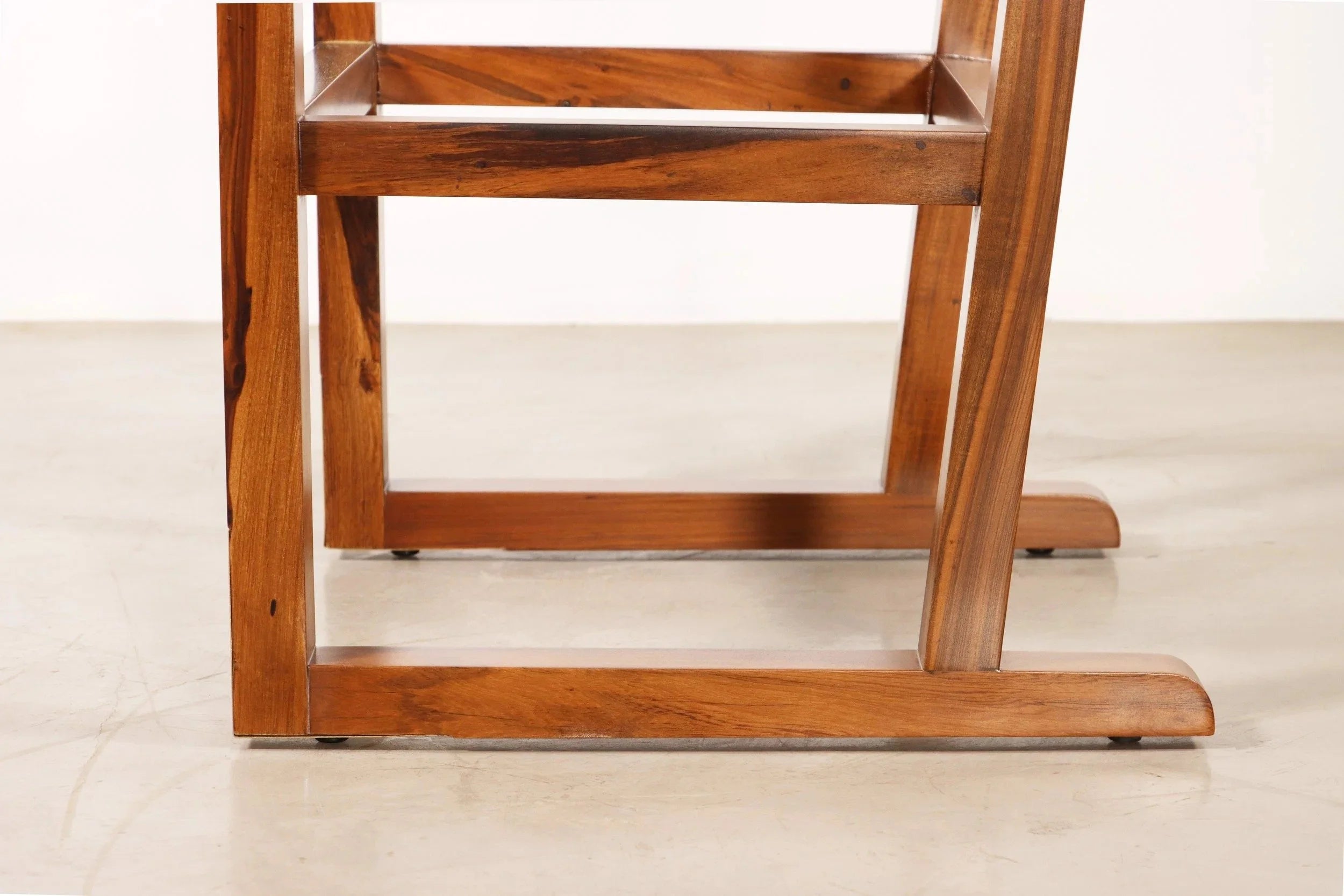 Piero Stool