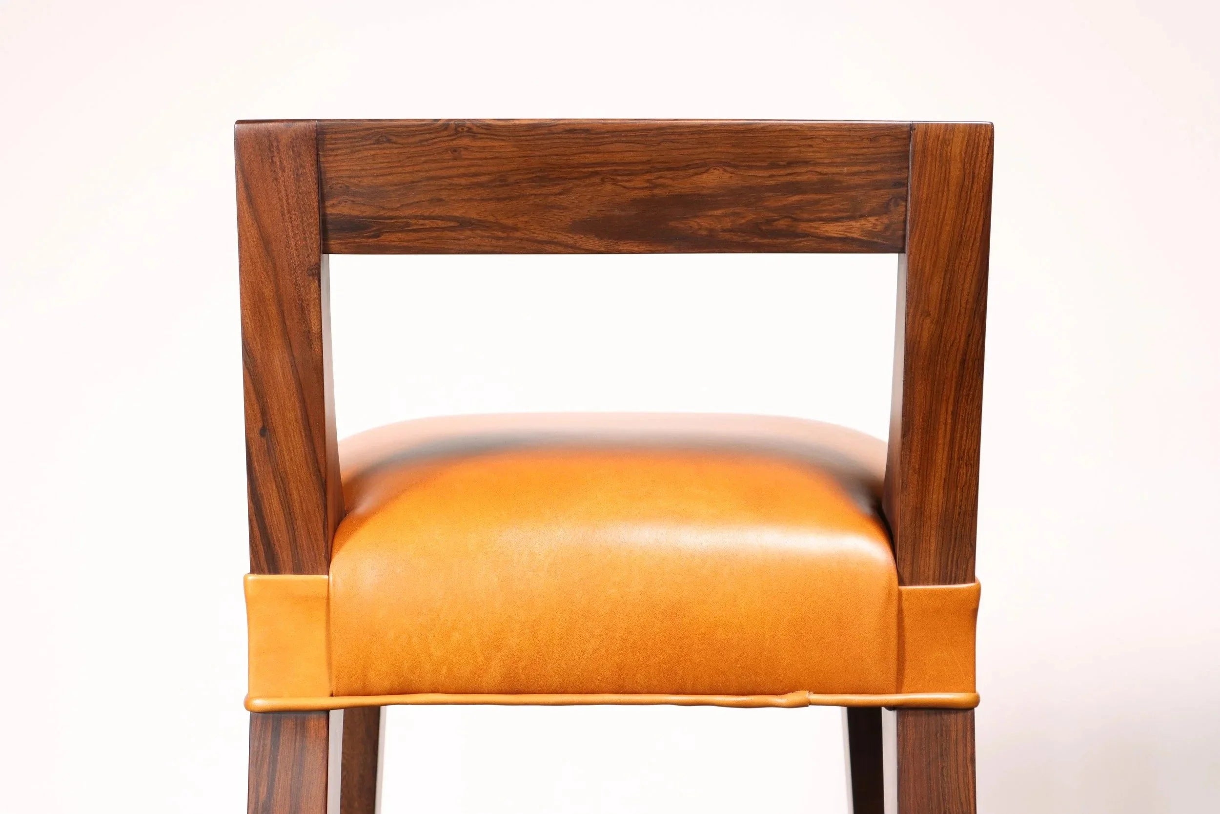 Ecco Stool
