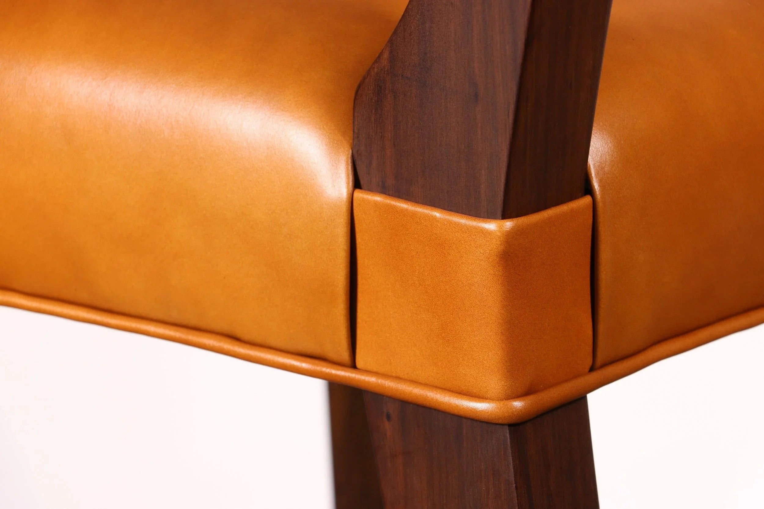 Ecco Stool