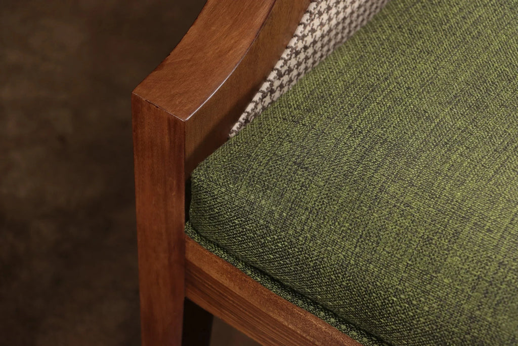 Nicostrato Bench