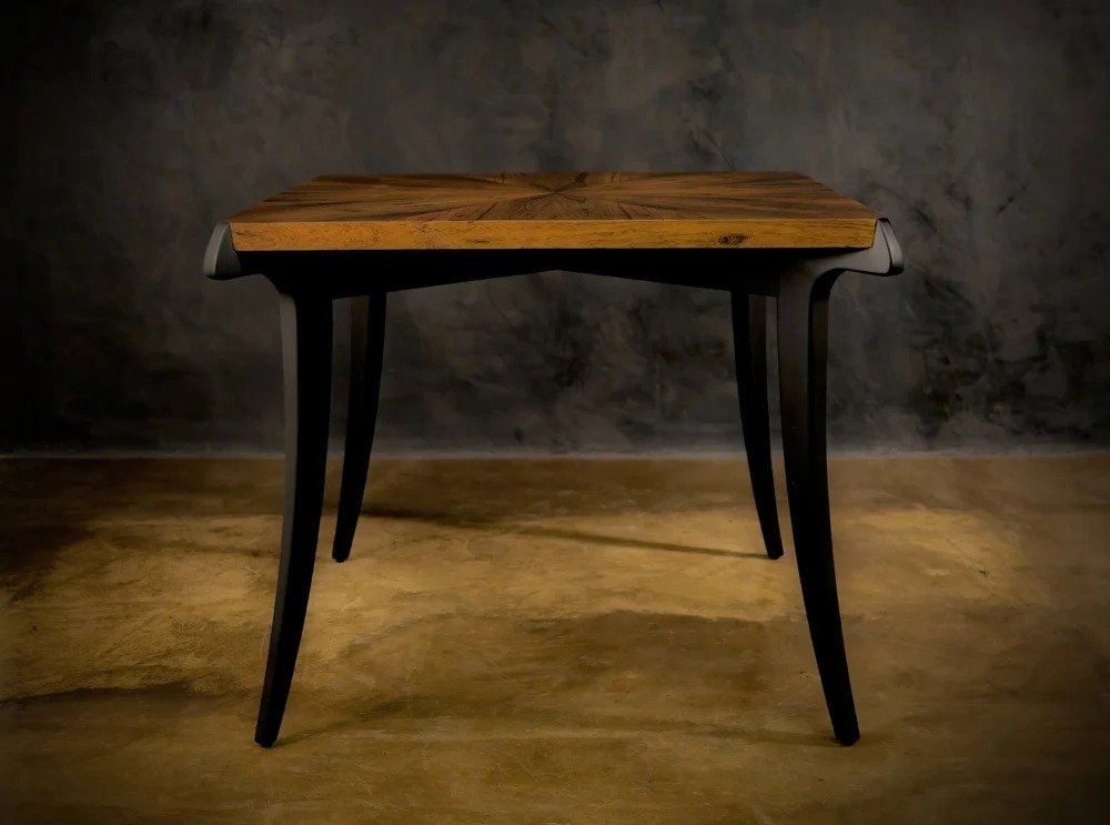 Uccello Writing Desk
