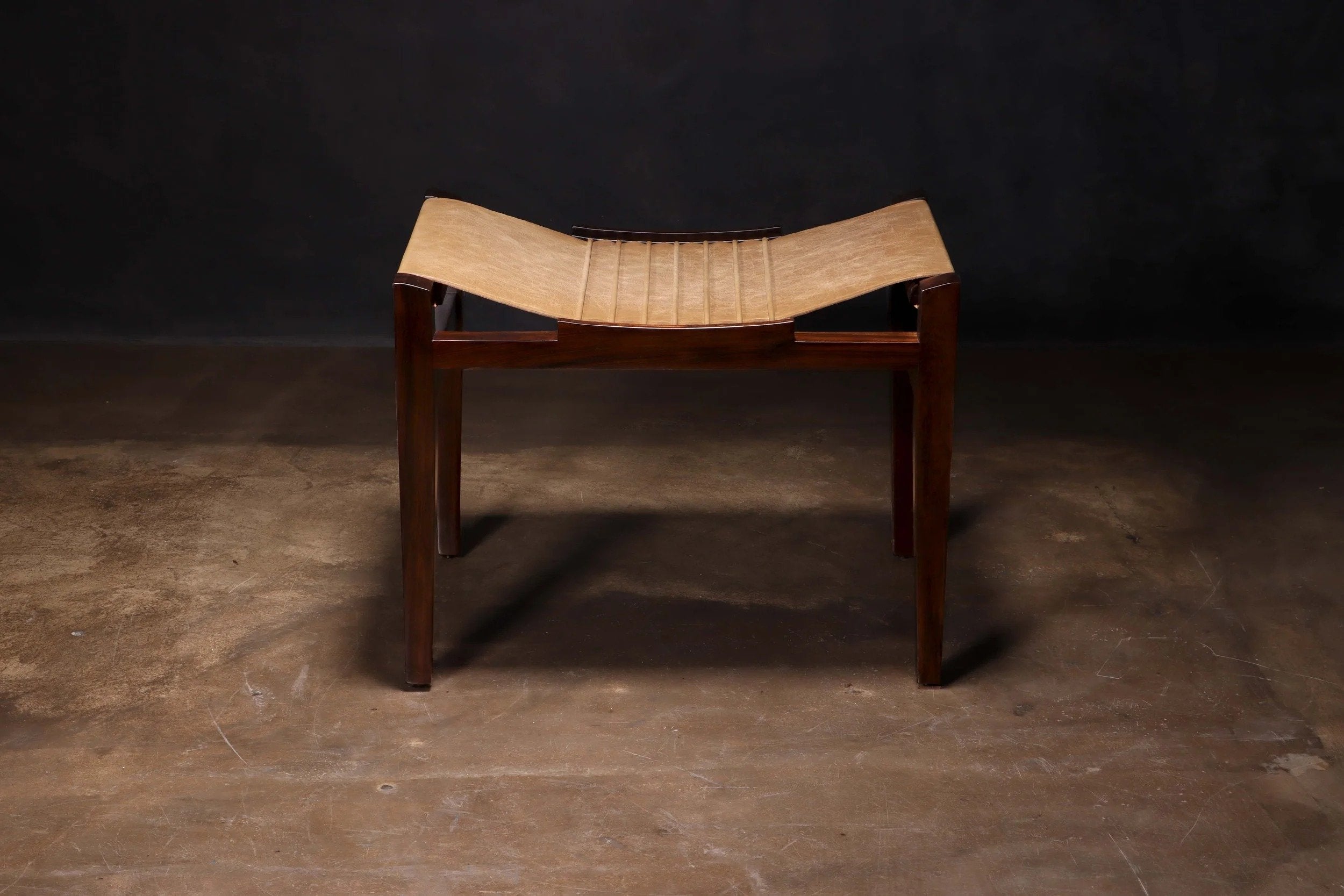 Luzio Stool