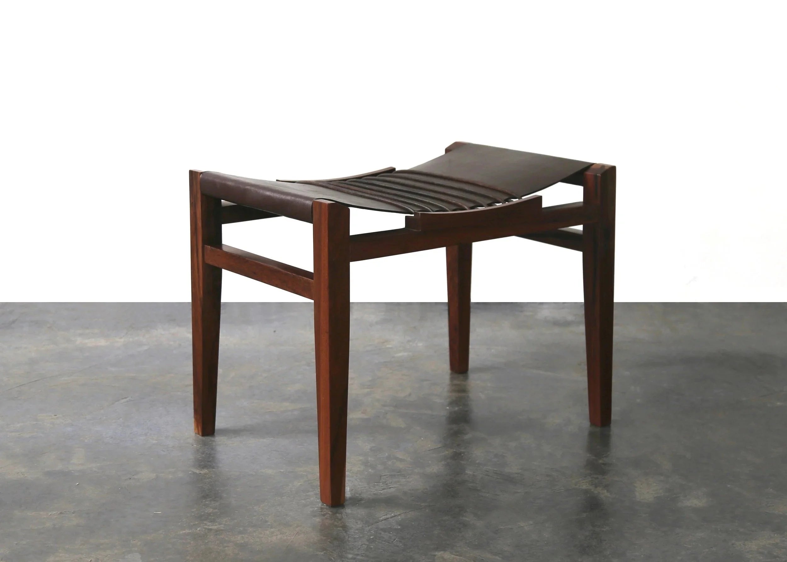 Luzio Stool